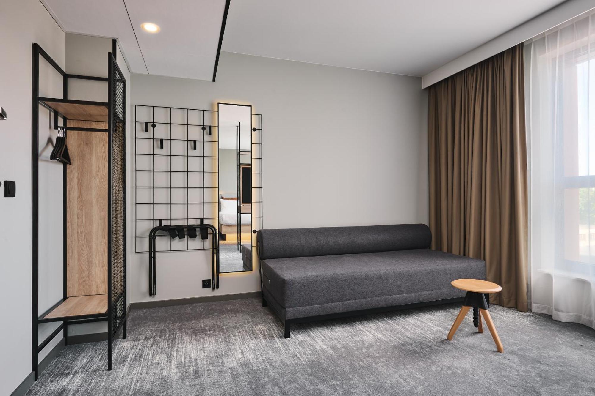 Family Queen Room Sofa Bed Partial City View