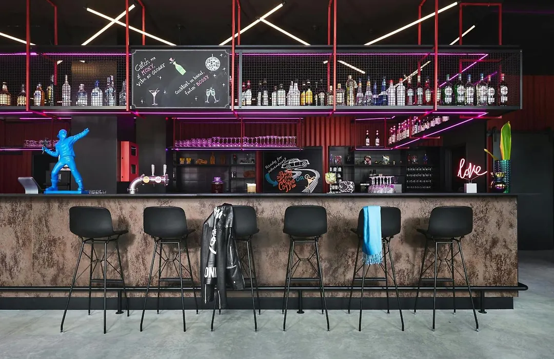 Moxy Warsaw City-1